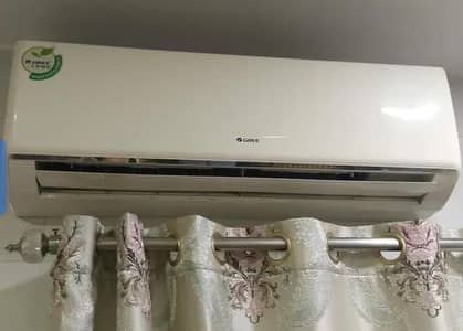 Gree A/c 1 Ton for sale