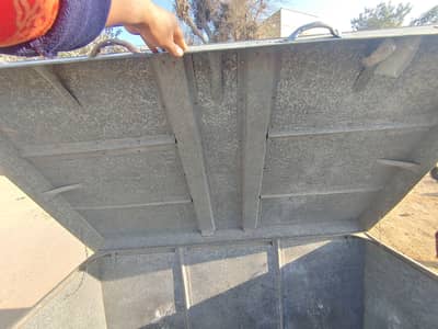 5 footi peti full dhakn gisti mall ma mobile phone