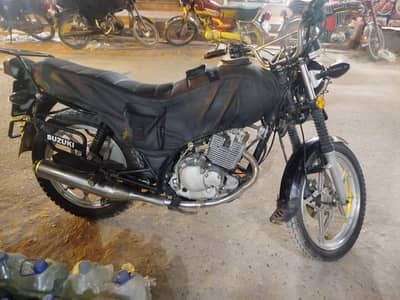 Suzuki gs150