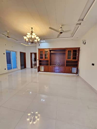Spacious Brand New 10 Marla House Non Furnished Jasmine Block Bahria Town Lahore