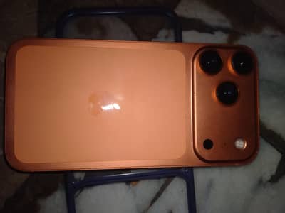 iPhone XR converted 17 Pro