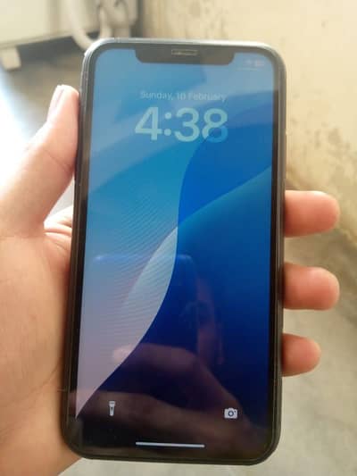 iPhone 11 Not pta JV 64 GB 10/10