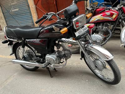 Honda cd 70 ,2025 modell  10 /10 condition