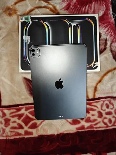 ipad pro m5 chip 256 full box