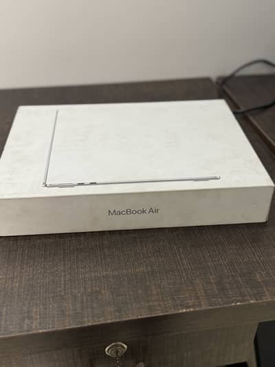 Macbook Air M3 8 256