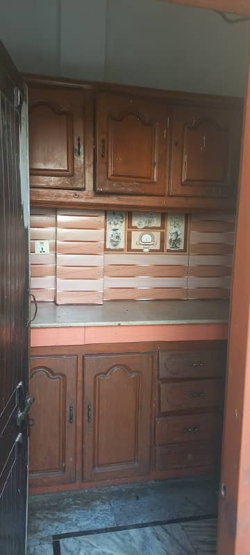 3 marla 2nd floor for rent