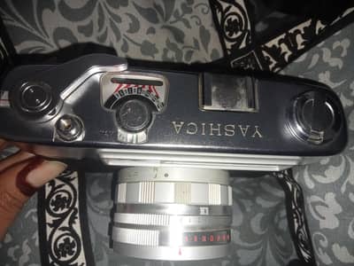 Yashica J 35mm Vintage Film Camera – Made in Japan –Yashinon 45mm