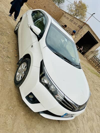 Toyota Corolla Altis Grande 2015