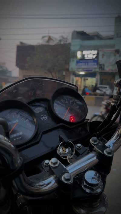 Ybr 125 Totaly Geniun LUSH