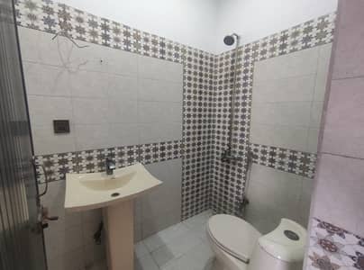 5 MARLA SECOND FLOOR PORTION FOR WITH GAS