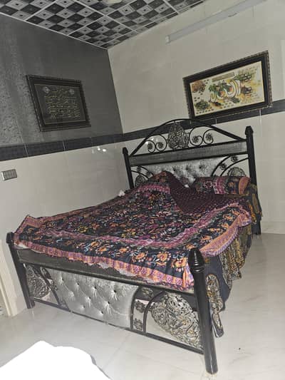 Iron bed