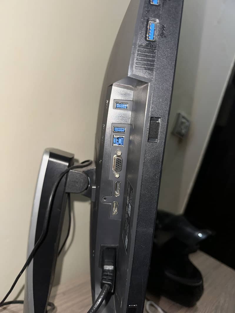 LCD 22 inch borderless 6