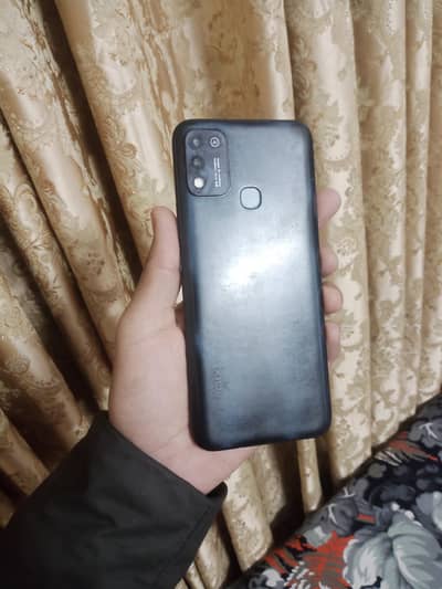 infinix hot 11 play 4/64 for sale and exchange possible