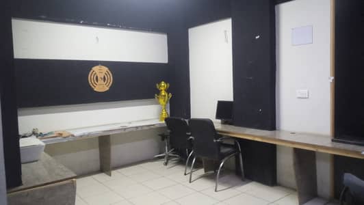 Rent office space room