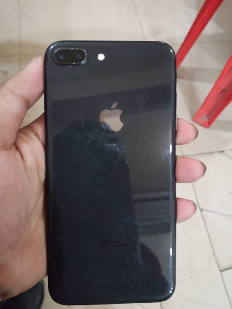 IPhone 8 Plus 2