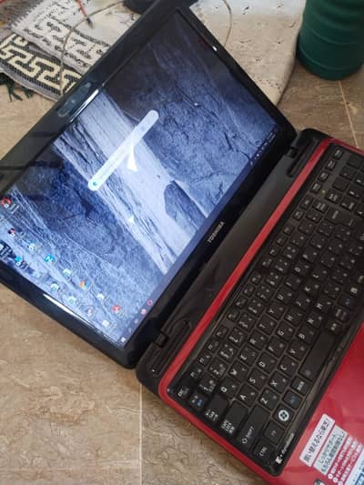 Toshiba Dynabook i7 8GB RAM Laptop | Windows 10 | Excellent Condition