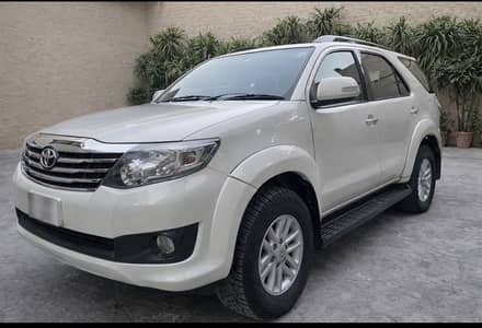 Toyota Fortuner 2013 All Original for Sale