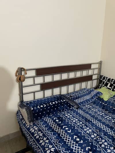 MASTER KING BED FOR SALE URGENT!