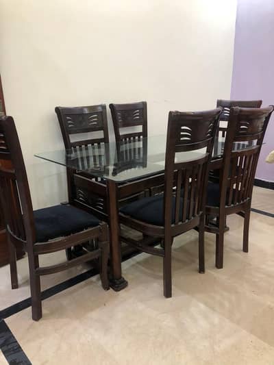 Dining table 6 seats