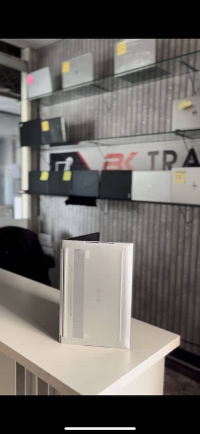 Dell Xps 7590 4GB Graphics 4K Touch