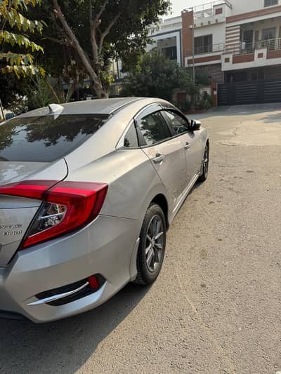 Honda civic full option