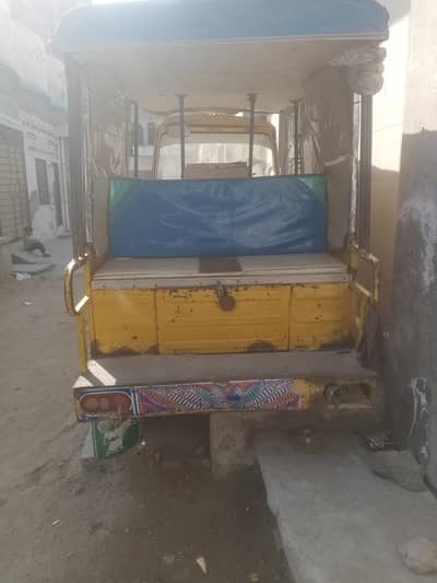 Auto rikshaw Urgent sale. 03291300006