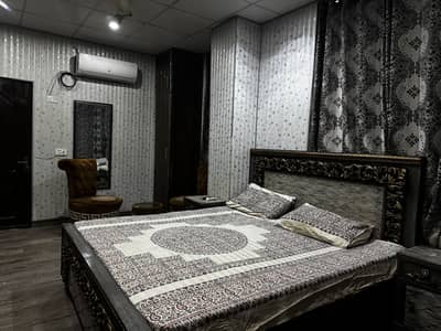 Brand New Balcony Fully Furnished Flat For Rent Ready to Moved Block H3 Commercial Market Near Emporium Mall