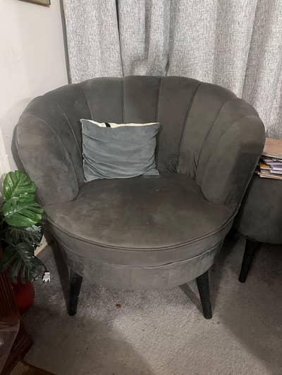 sofa ache hai like new