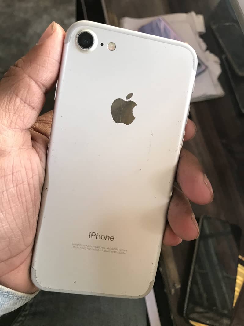 Apple iPhone 7 5