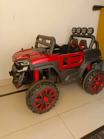 (Urgent sale) brand new Kids Electricjeep 4x4  Ride-On Car Red & Black