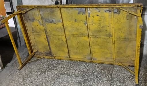 Takhat iran folding available  4 tikhat