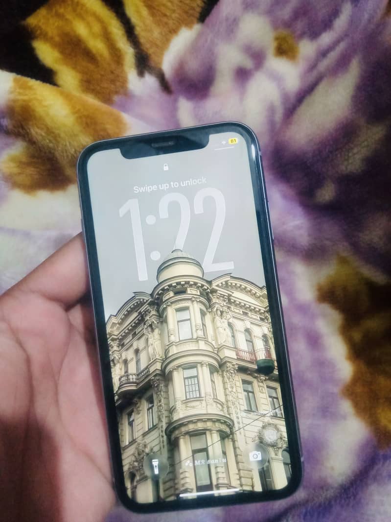 iPhone 11 0