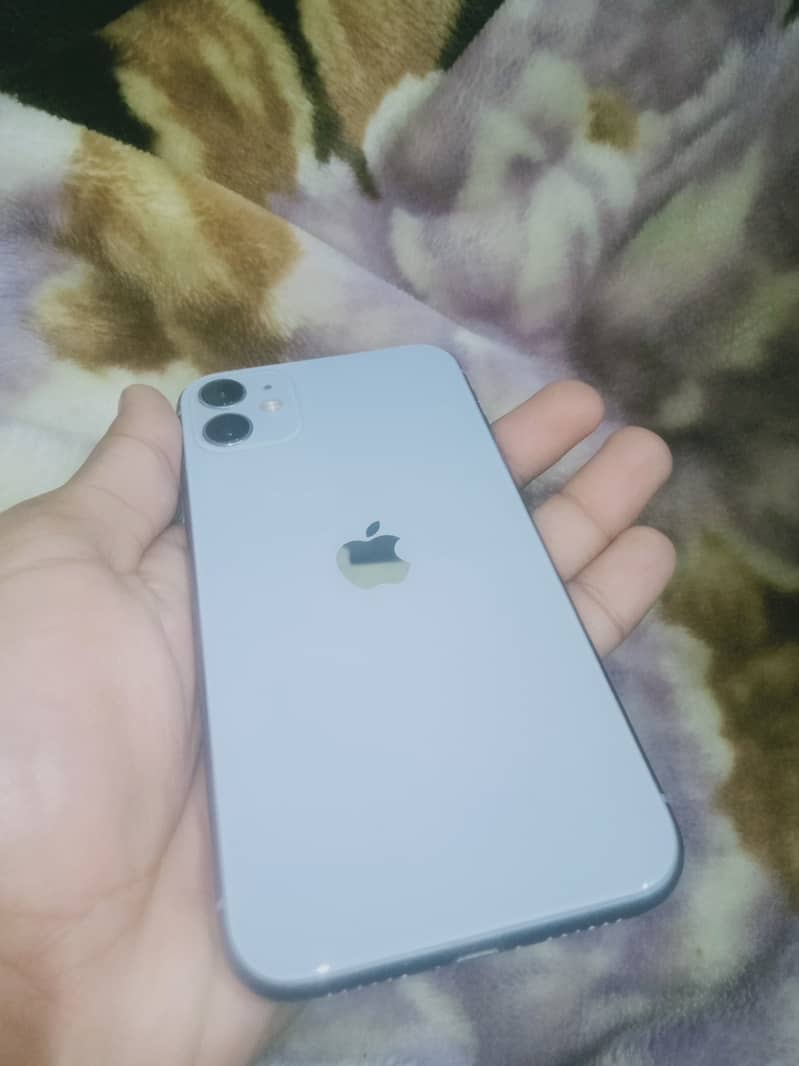 iPhone 11 7