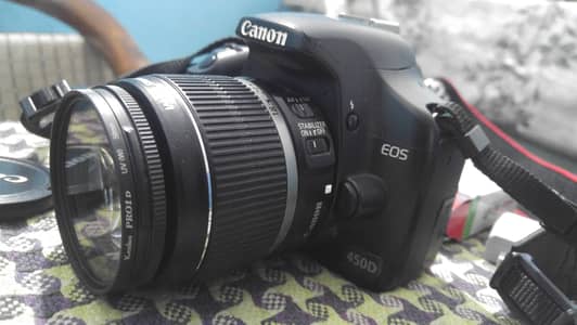 Canon 450 D with acessories and 55-250 zxoom lens