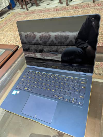 ASUS ZENBOOK touch 360 16/512 Core i5 8th Gen