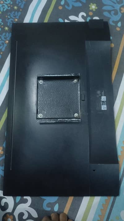 urgent sale Dell 24 inch LED urgent sale