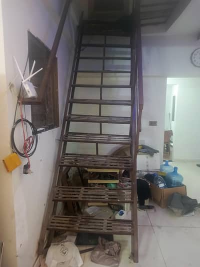 Mettalic Ladder size 10feet at( Garden west)  03353901396