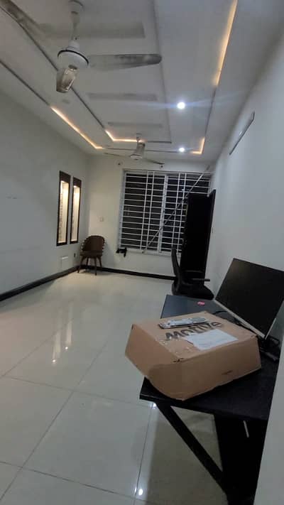 Upper Portion For Rent In G-13 (7 Marla)