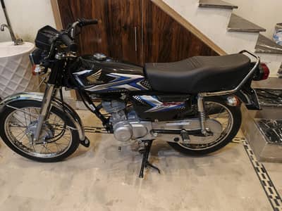 Honda GG 125 black 2025