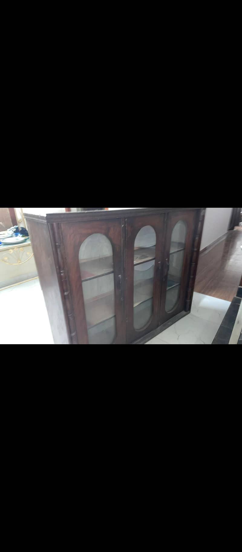 SOLID WOOD SHOWCASE 0