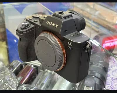 mirror less sony A7S2 new condition