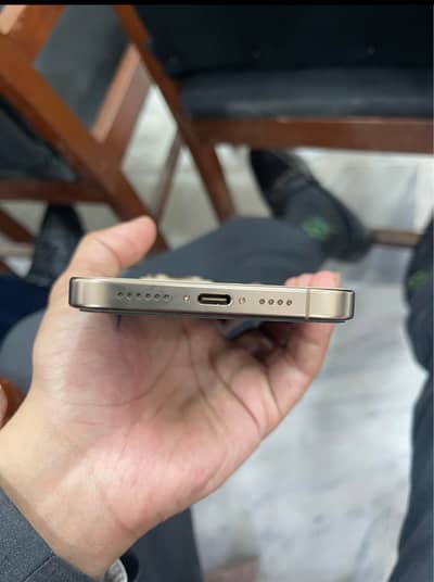 16 pro max desert 10/10 pta approved 94 health physical+E