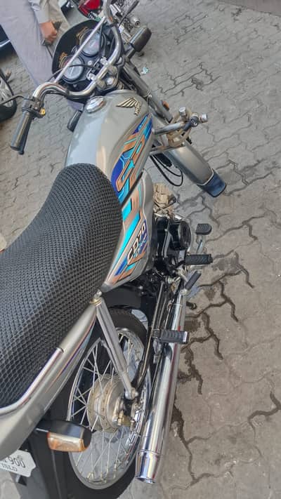 Honda CD 70 2022