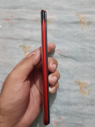 viviy81s 6 128 ram with only box