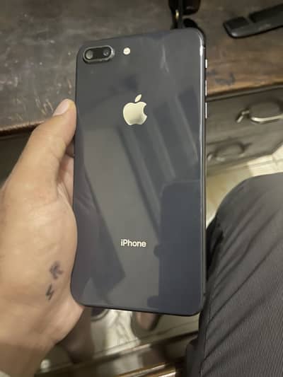 iPhone 8plus pta