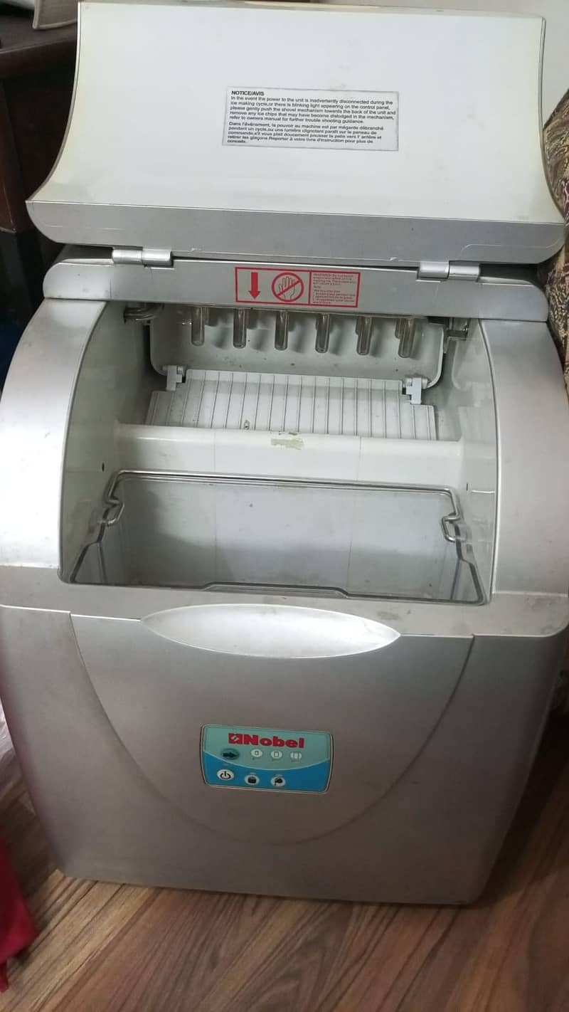 ICE CUBE MAKER 0