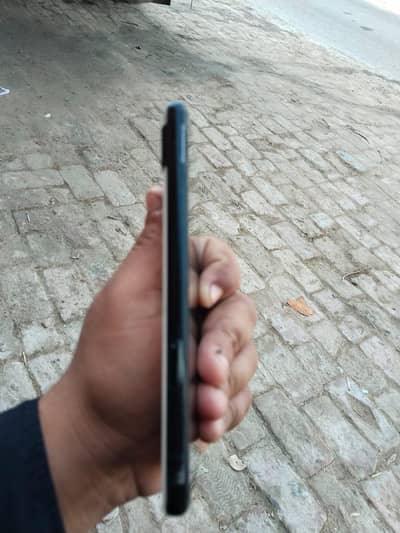 6 128 Good  condition