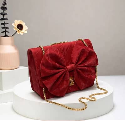 bags / handbags / ladies handbags / branded bags / shoulder bags