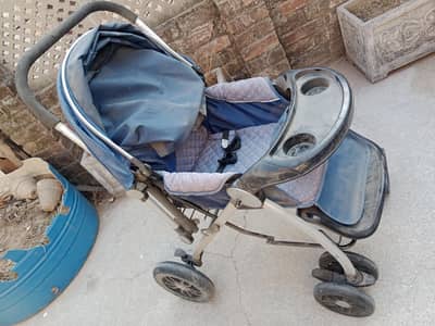 baby pram large size just like new one