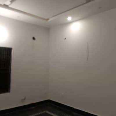 1 kanal Singal store for rent in Wapda Town Lahore